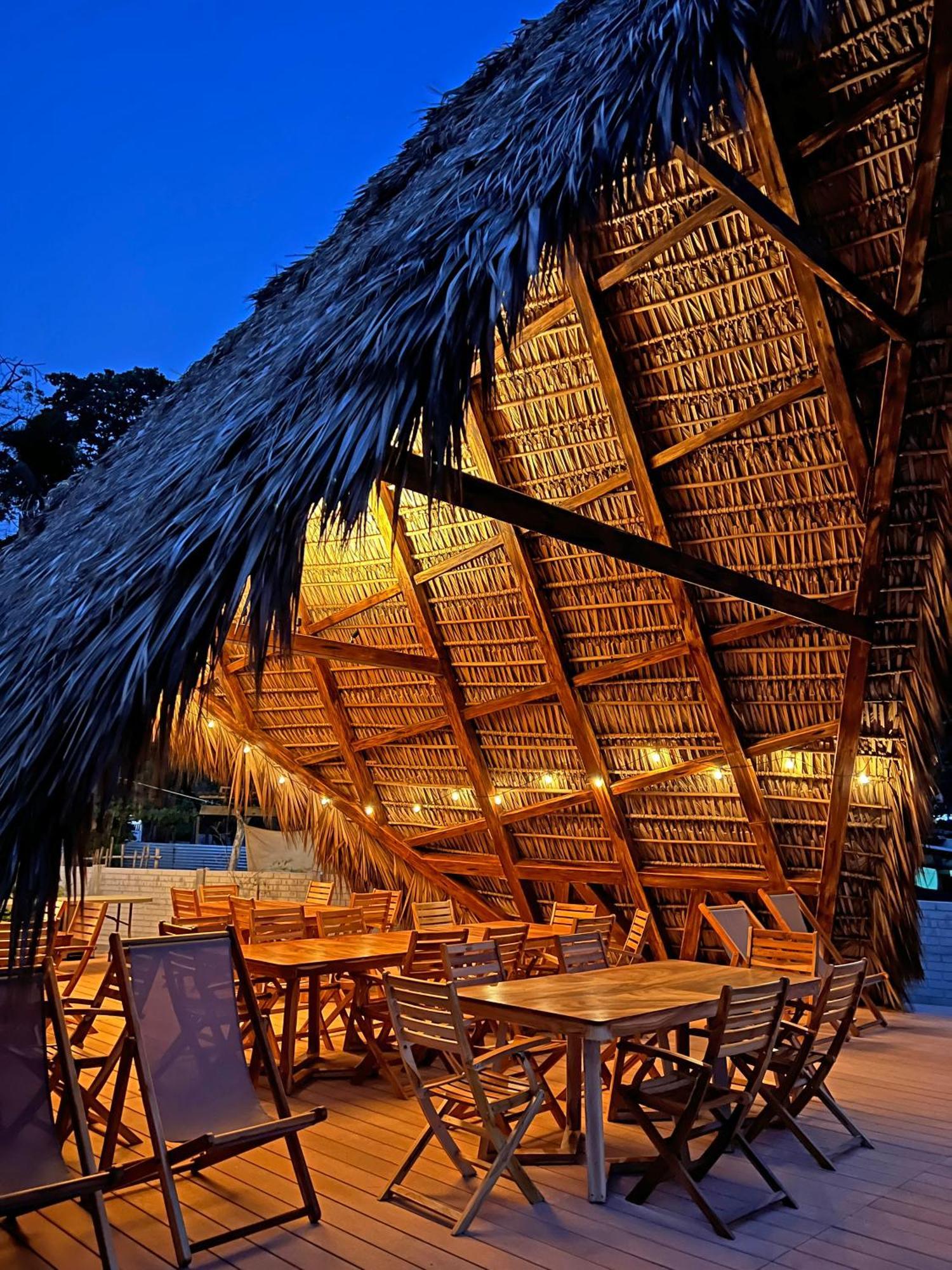 Almare Zonte - Beachfront Glamping Hotel El Zonte Exterior foto