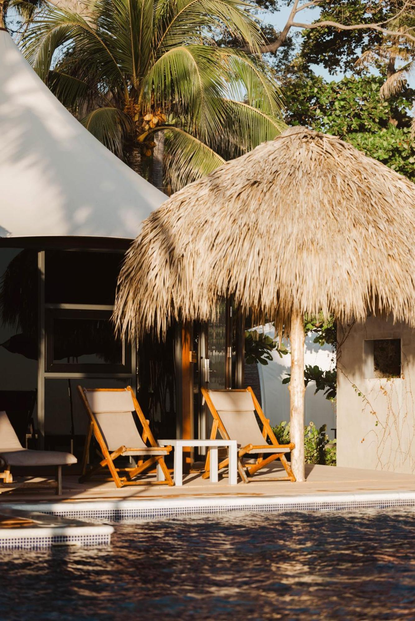 Almare Zonte - Beachfront Glamping Hotel El Zonte Exterior foto